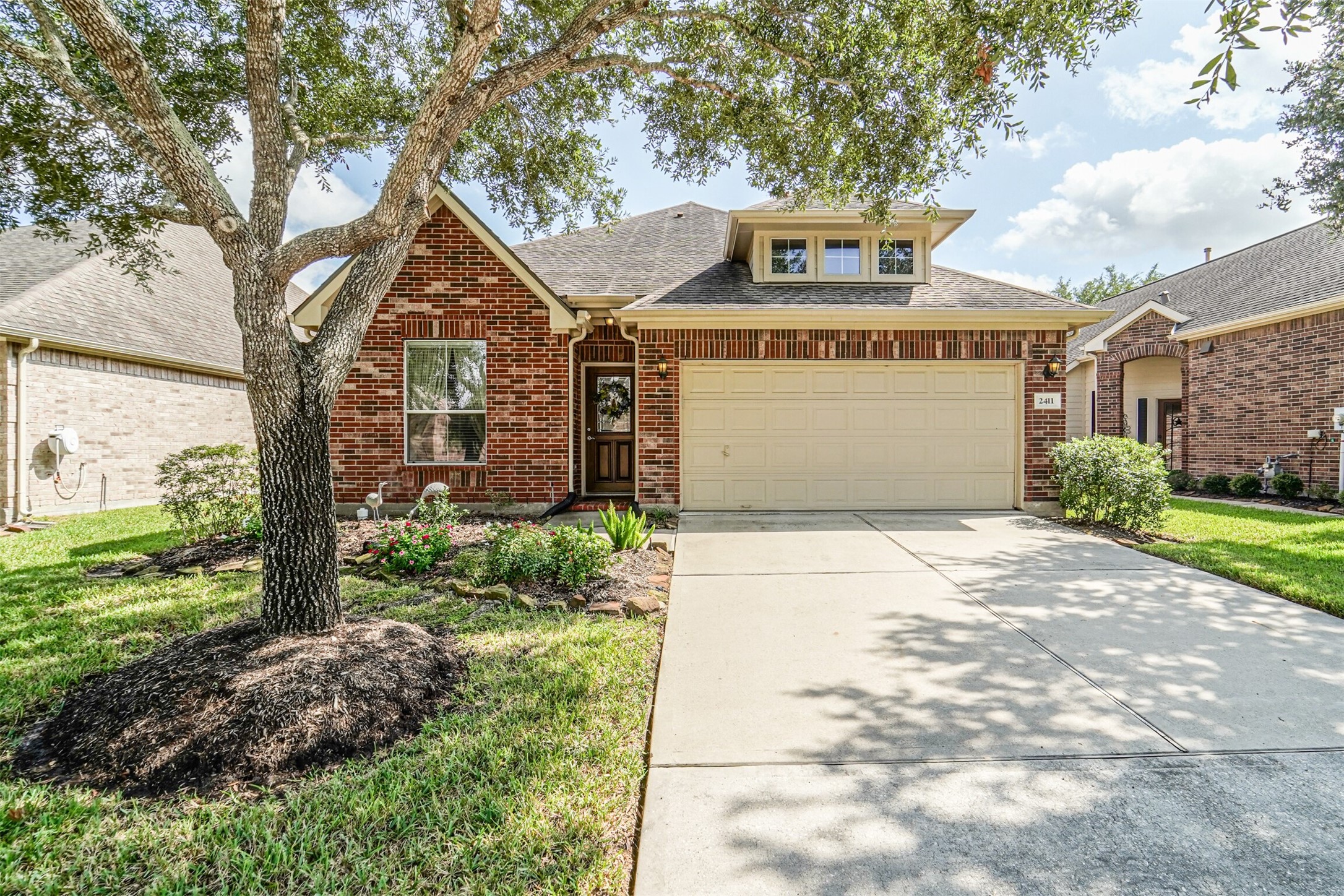 2411 Alamanni Drive Pearland TX 77581