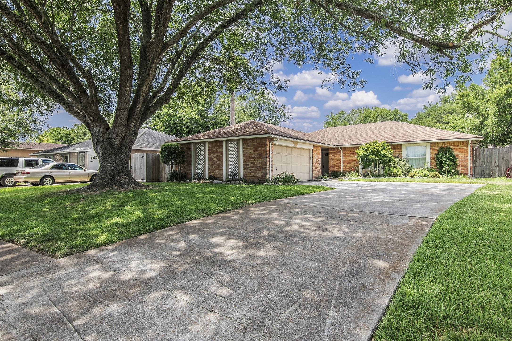 17523 Heritage Cove Drive Webster TX 77598
