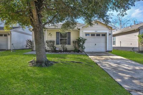 12047 Madison Oak Street Houston TX 77038