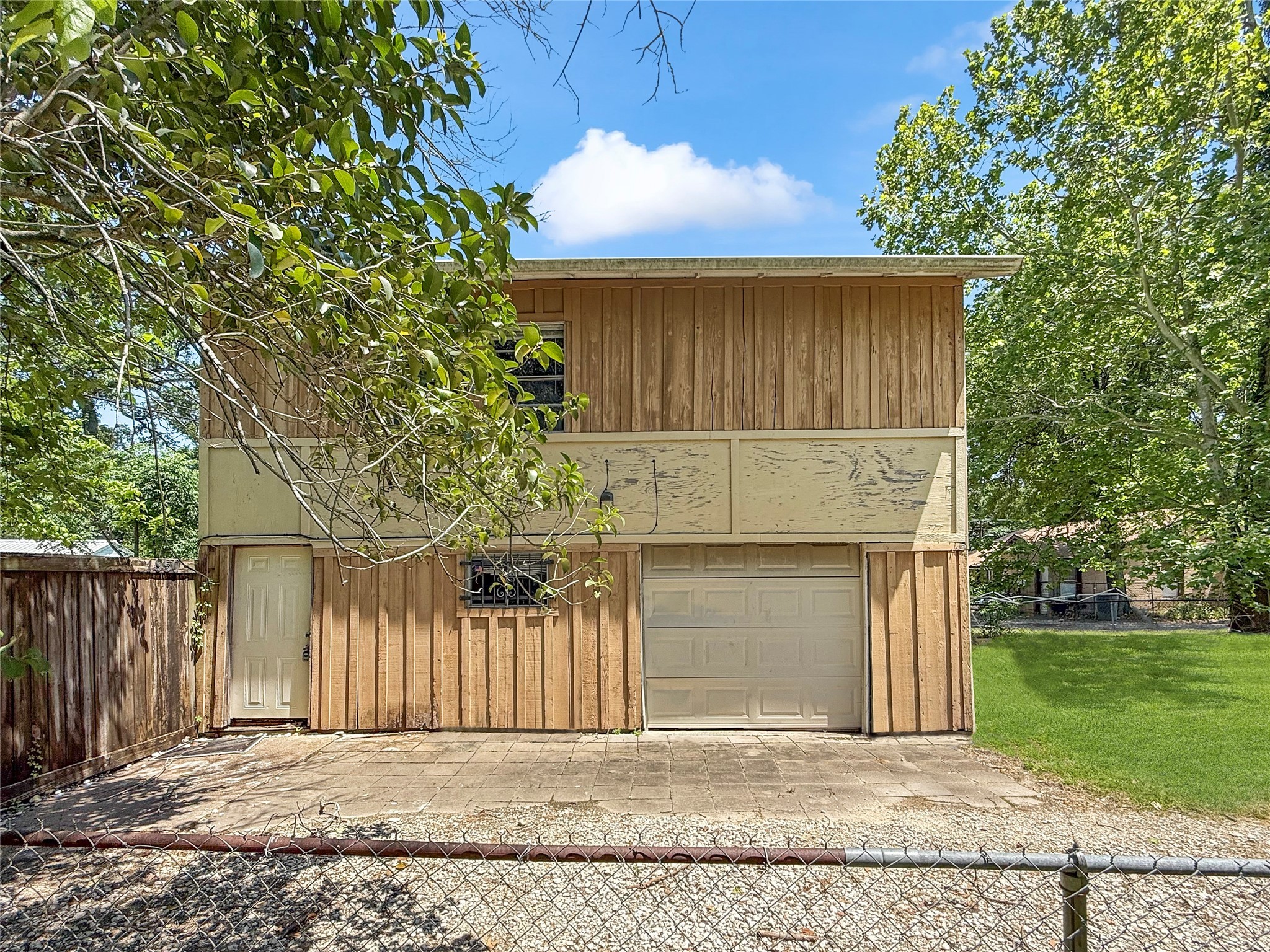 1950 Harrison Street Beaumont TX 77701