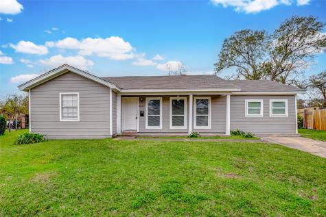 8822 Vinearbor Street Houston TX 77033