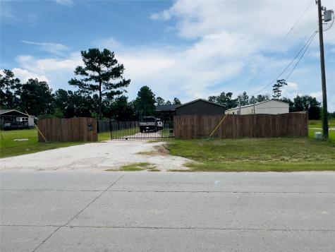 3362 County Road 5018 Cleveland TX 77327