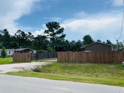 3362 County Road 5018 Cleveland TX 77327