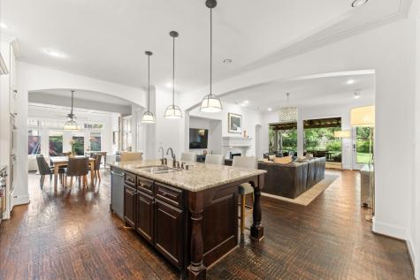 7 Ivy Castle Court The Woodlands TX 77382