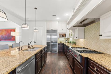 7 Ivy Castle Court The Woodlands TX 77382