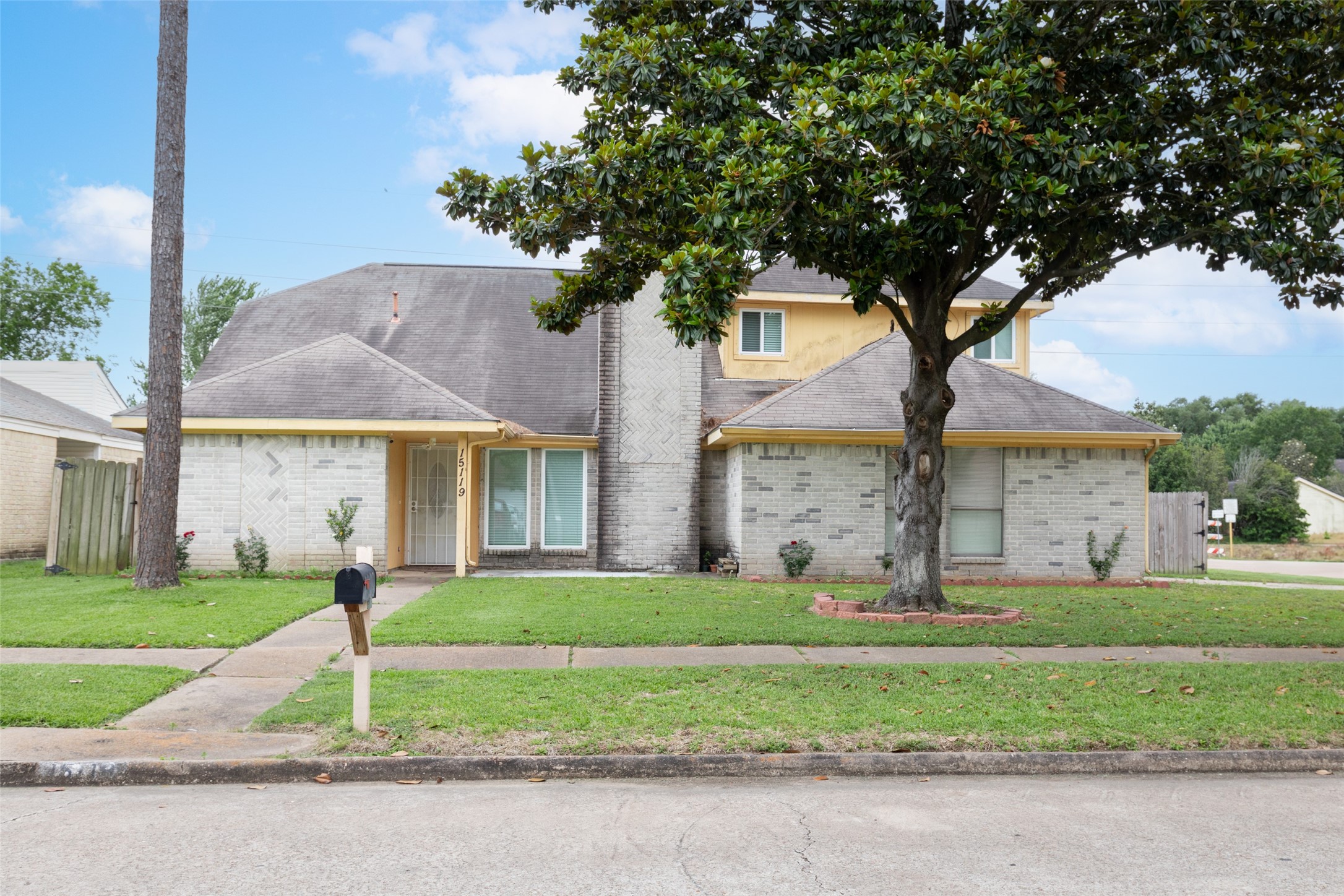 15119 Plaza Libre Drive Houston TX 77083