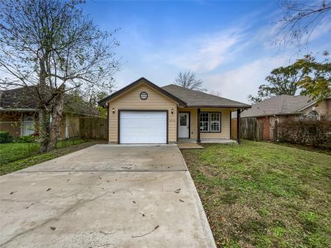 4426 Alvin Street Houston TX 77051