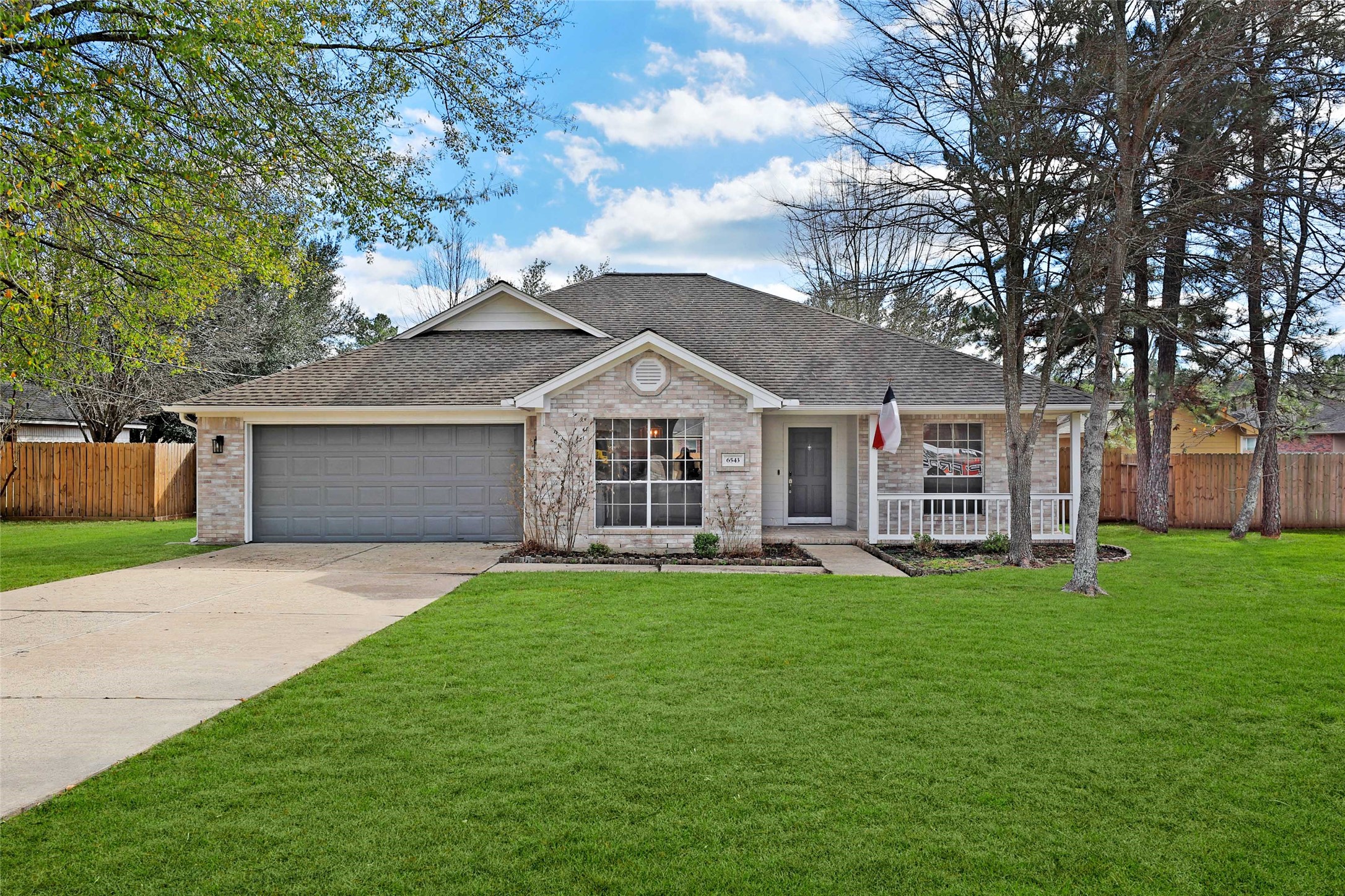 6543 Woodland Oaks Magnolia TX 77354