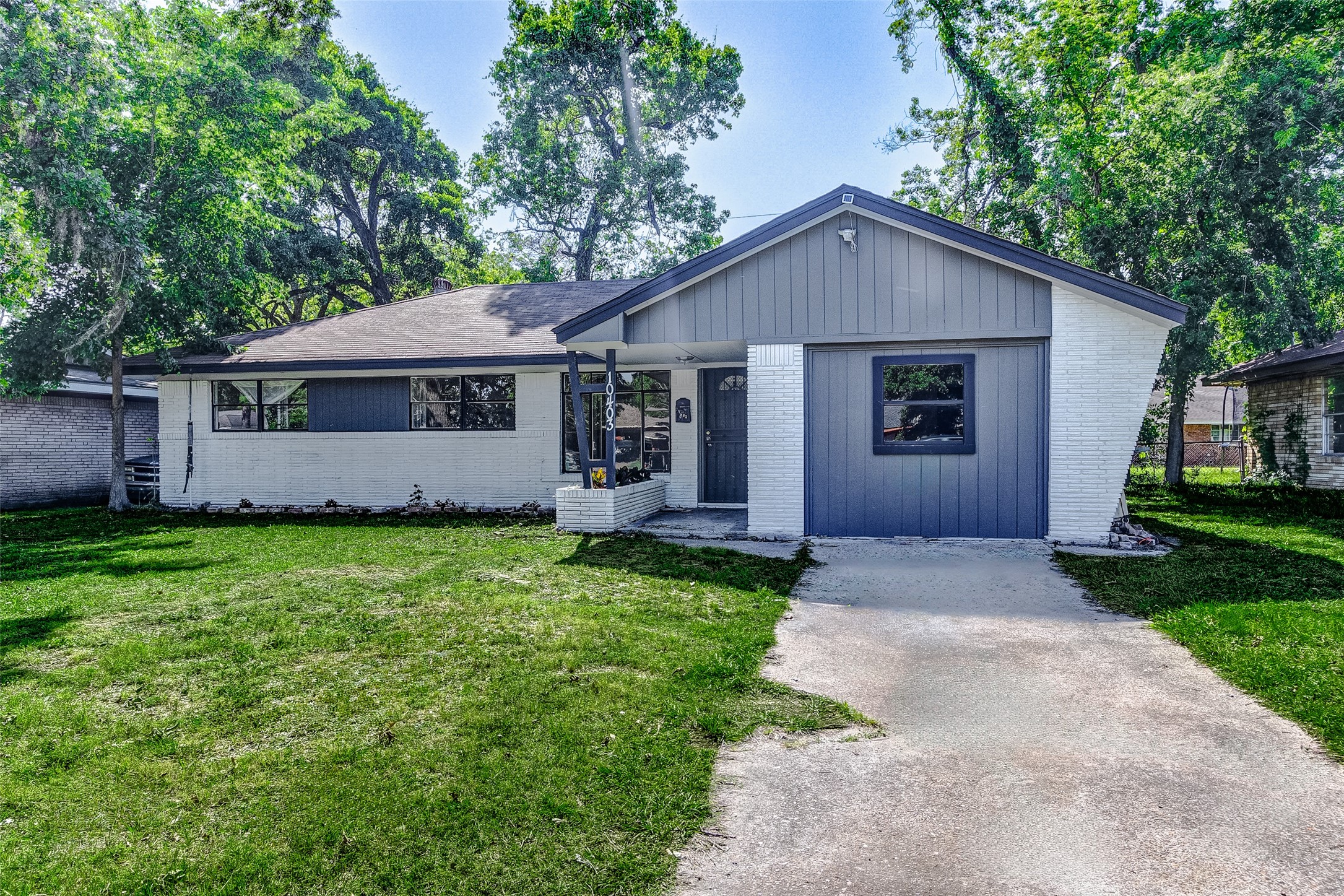 10403 Homestead Road Houston TX 77016