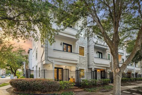 1529 Rosewood Street Houston TX 77004