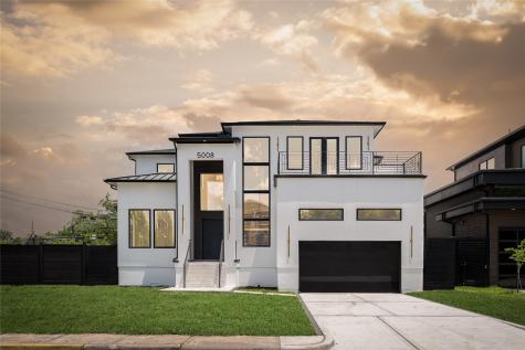 5008 Holt Street Bellaire TX 77401