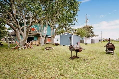 88 Bay Street Port O Connor TX 77982