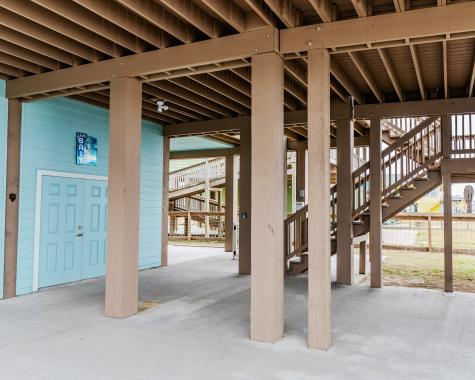 619 Private Road 675 Sargent TX 77414