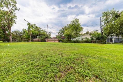 9529 Fairland Drive Houston TX 77051