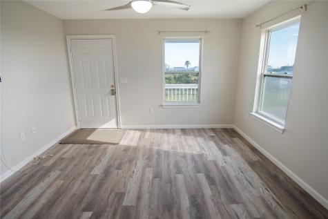 1317 Anderson Avenue Port Bolivar TX 77650