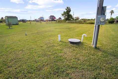 1317 Anderson Avenue Port Bolivar TX 77650