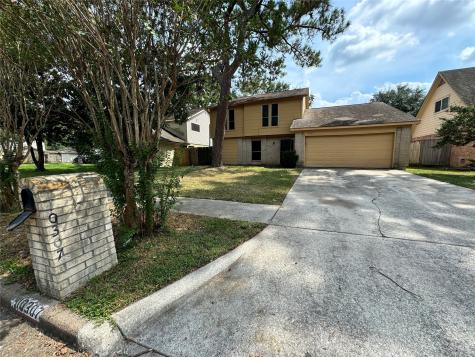 10307 Rippling Fields Drive Houston TX 77064