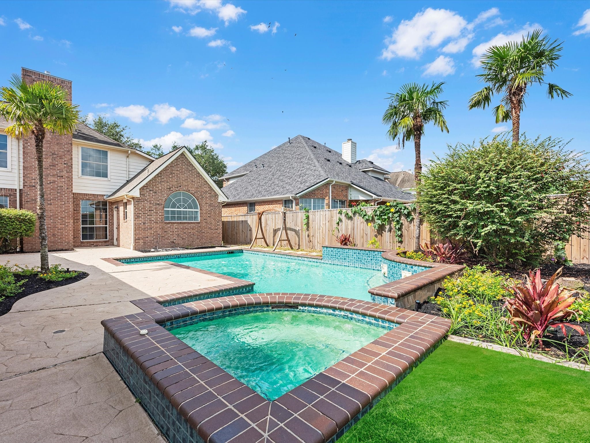 911 Emerald Glen Court Sugar Land TX 77479