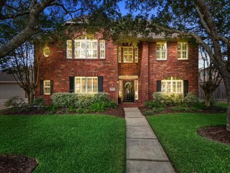 2839 Martina Drive Friendswood TX 77546