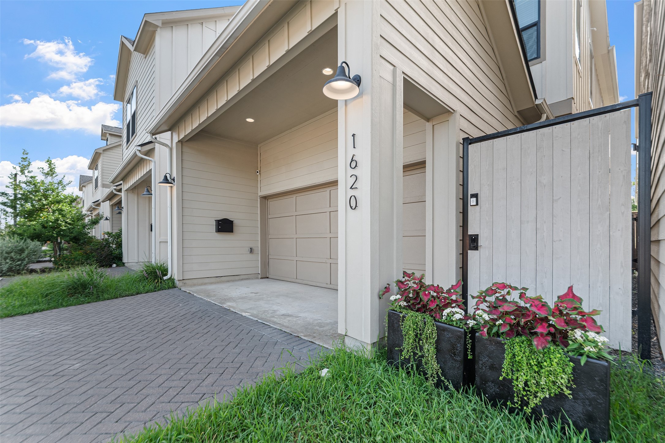 1620 Northwood Street Houston TX 77009
