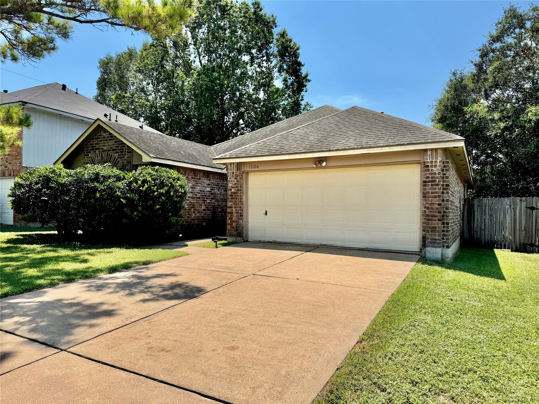 17106 Tranquil Drive Sugar Land TX 77498