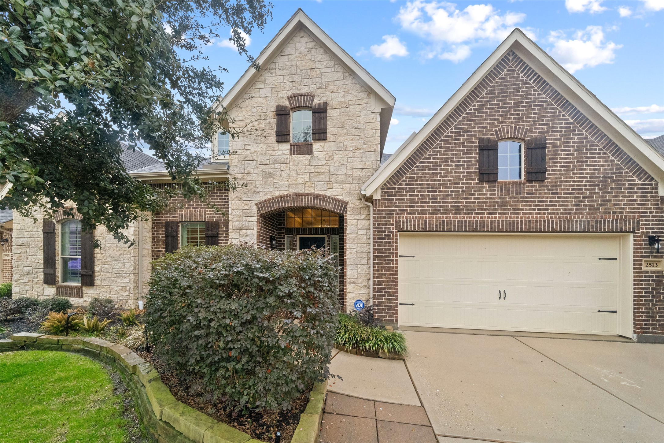 2513 River Oak Court Kingwood TX 77345