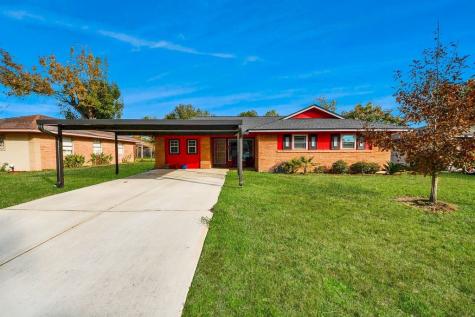 2914 Dragonwick Drive Houston TX 77045