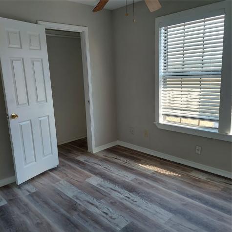6047 W Creek Road East Bernard TX 77435