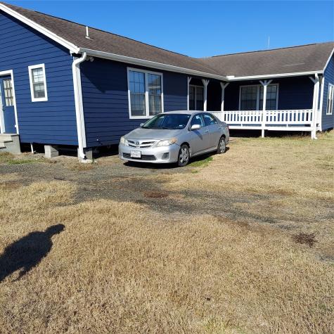 6047 W Creek Road East Bernard TX 77435