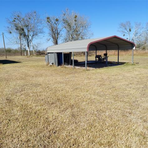 6047 W Creek Road East Bernard TX 77435