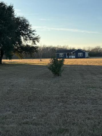 6047 W Creek Road East Bernard TX 77435
