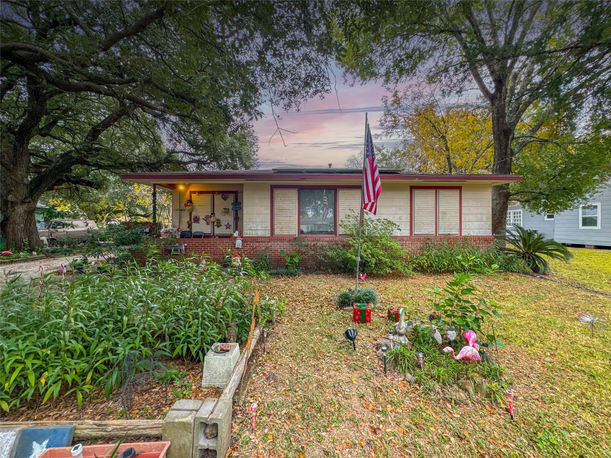 821 Cypress Street La Marque TX 77568