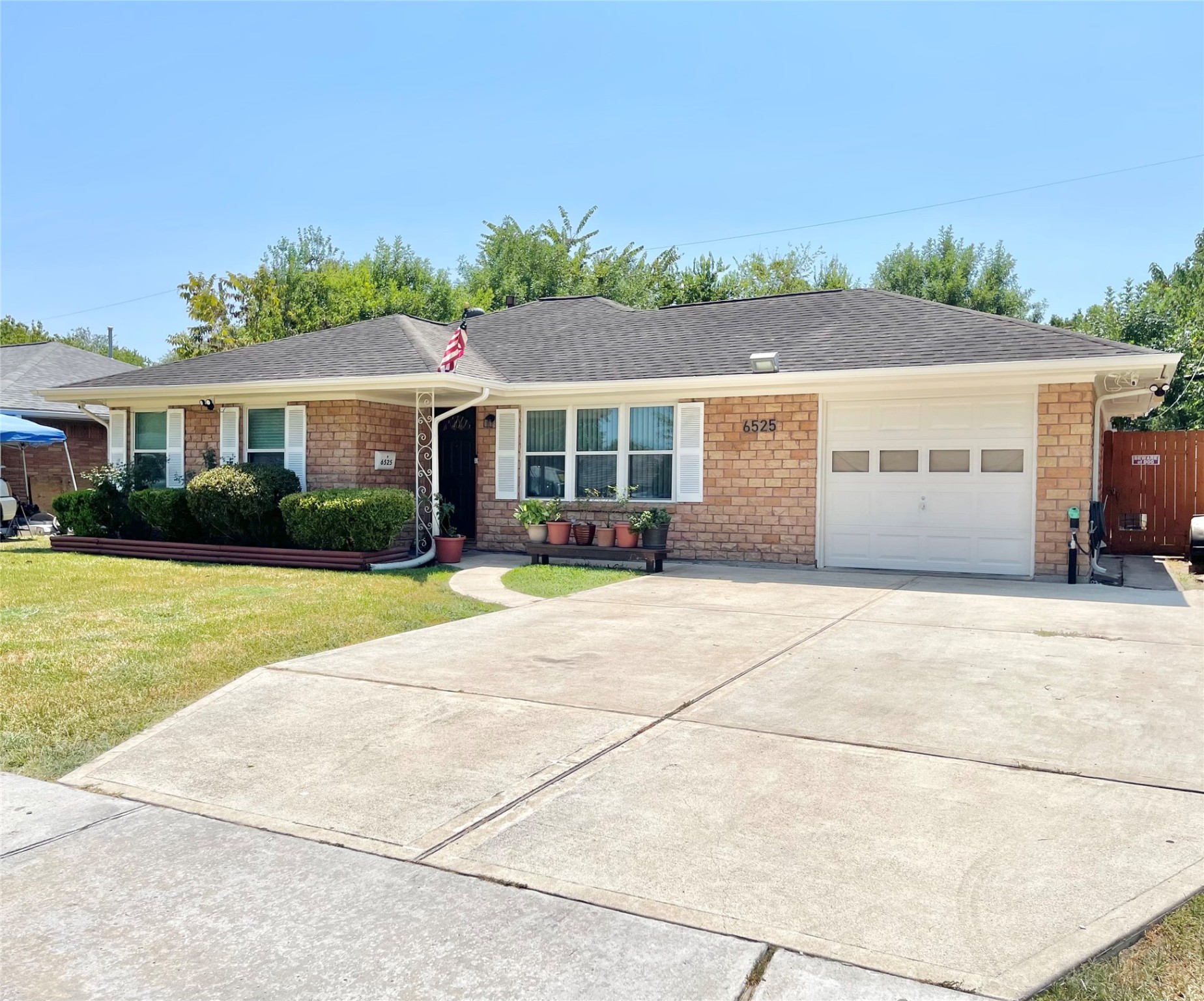 6525 Shadow Crest Street Houston TX 77074