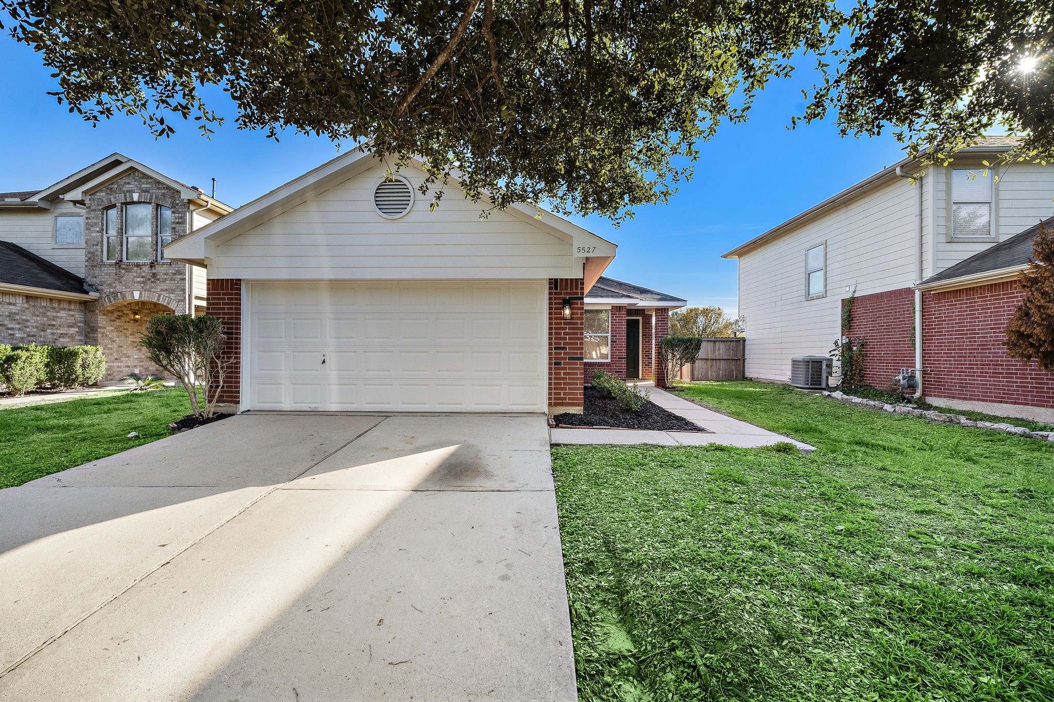 5527 Violet Path Lane Houston TX 77085