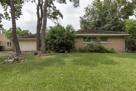 5638 Spellman Road Houston TX 77096