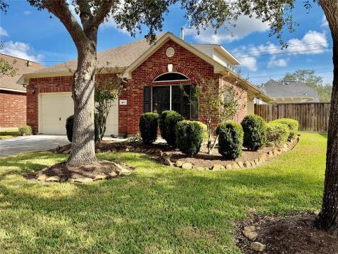 1407 Capri Place Lane Pearland TX 77581
