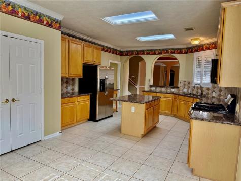 1407 Capri Place Lane Pearland TX 77581