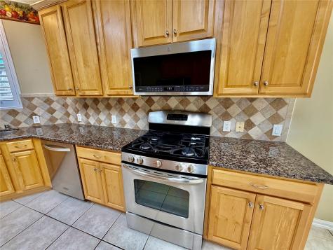 1407 Capri Place Lane Pearland TX 77581