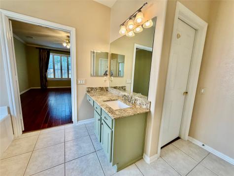 1407 Capri Place Lane Pearland TX 77581