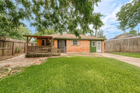 7111 Venus Street Houston TX 77088