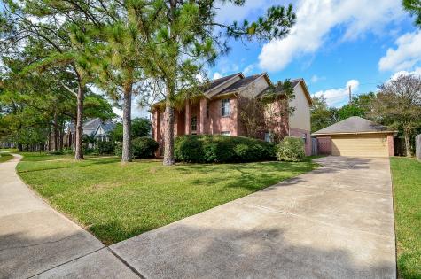 14110 Ragus Lake Drive Sugar Land TX 77498