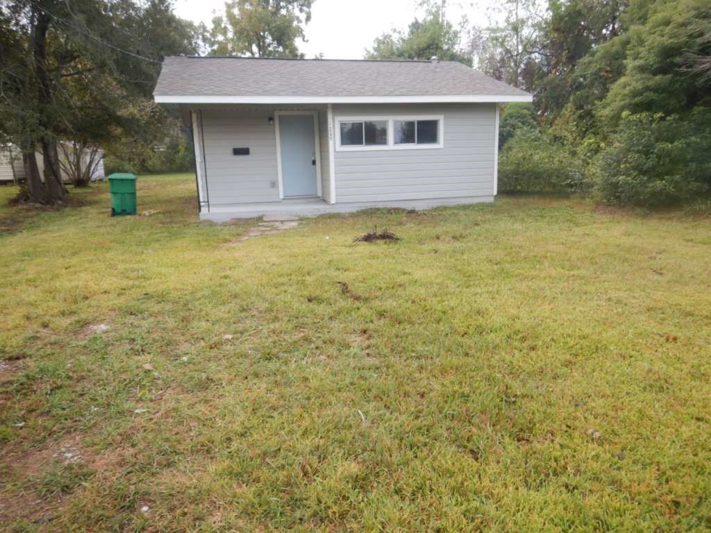 1205 Rein Avenue Orange TX 77630