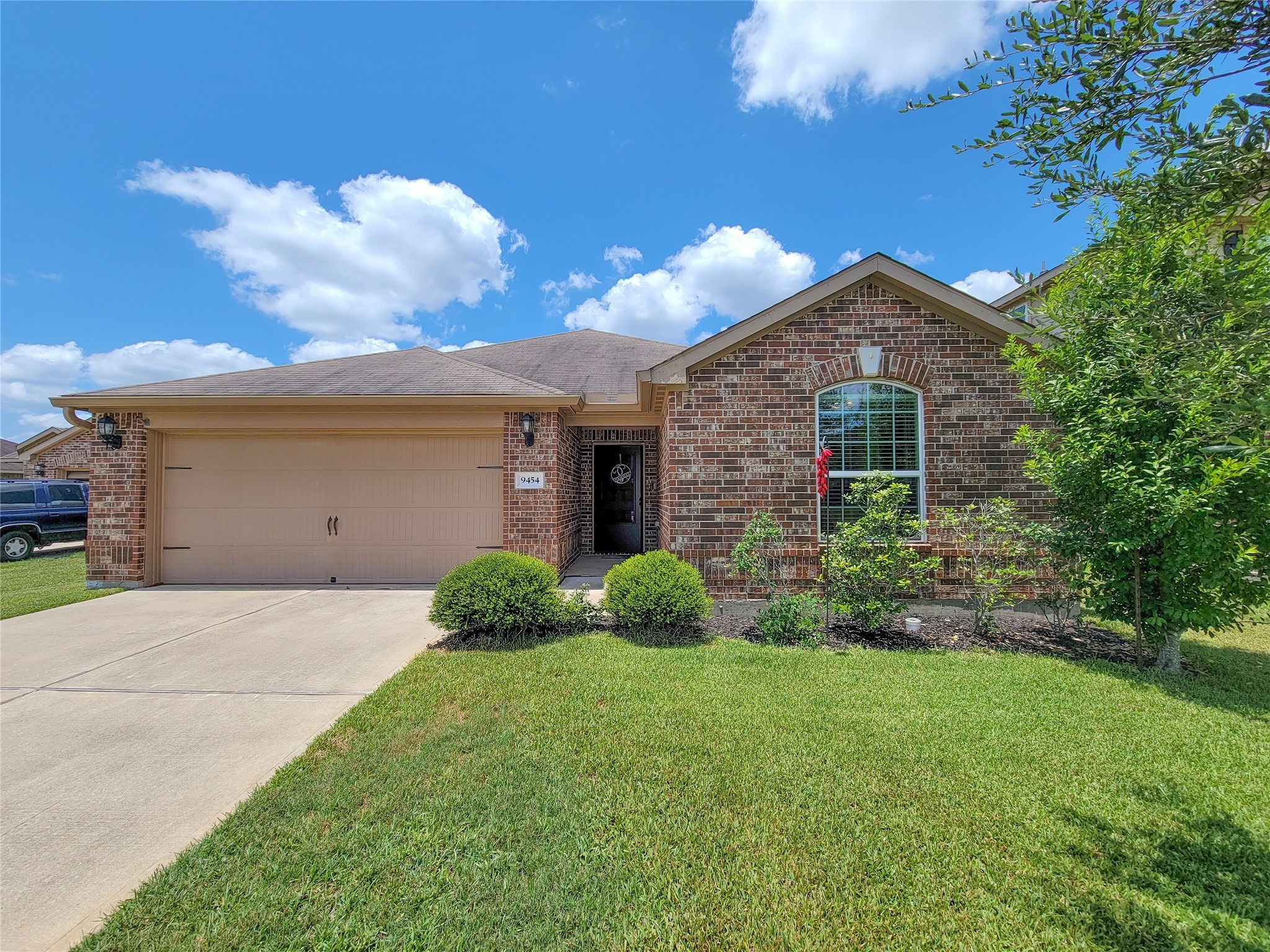 9454 Grand Spark Drive Rosharon TX 77583