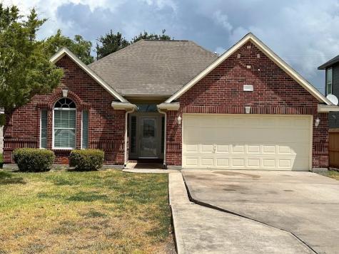 211 San Jacinto Street La Porte TX 77571
