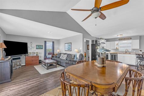 966 Mr G Crystal Beach TX 77560