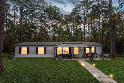 1802 Little John Street Montgomery TX 77316