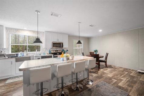 1802 Little John Street Montgomery TX 77316