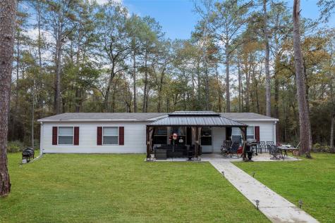 1802 Little John Street Montgomery TX 77316