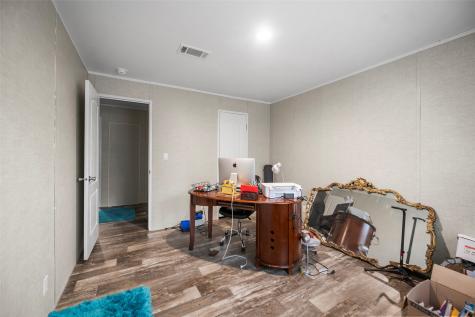 1802 Little John Street Montgomery TX 77316