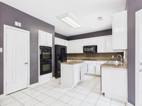 7107 Seminole Street Baytown TX 77521